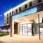 ホテル Leonardo