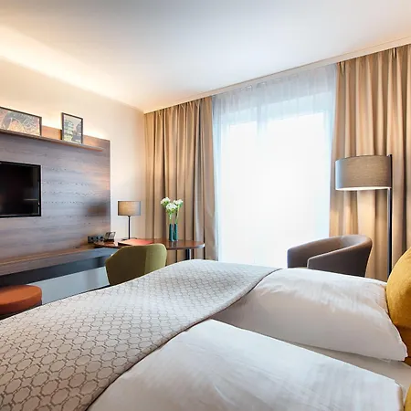 Hotel Leonardo 4*
