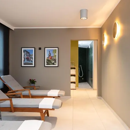 Hotel Leonardo 4*
