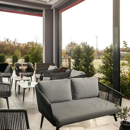Hotel Leonardo