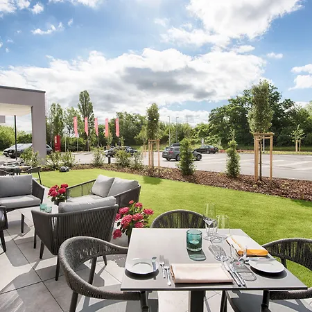 Leonardo מלון 4*