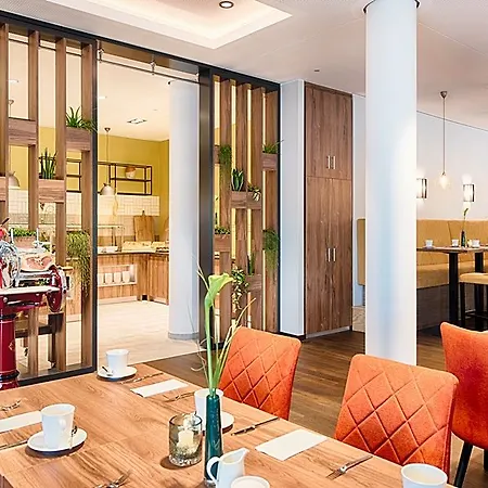 Hotel Leonardo 4*