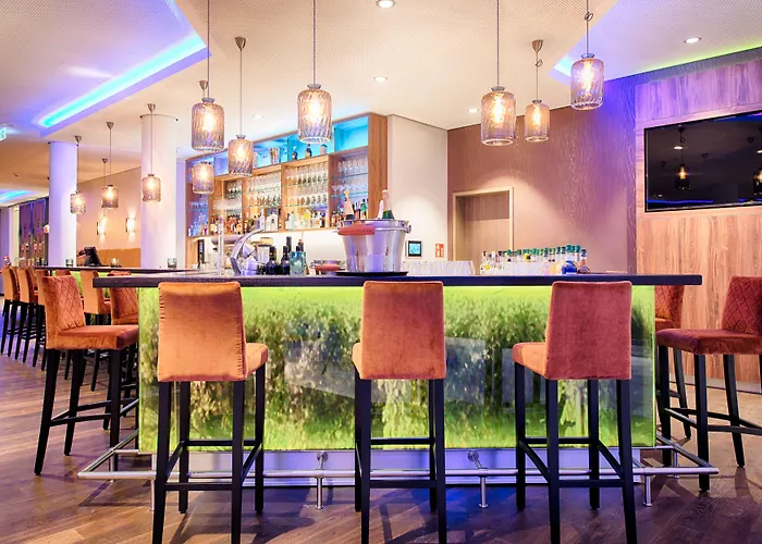 מלון Leonardo 4*