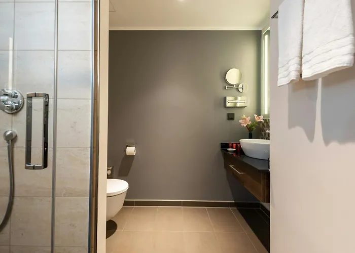 Leonardo 4* 巴特克罗伊茨纳赫